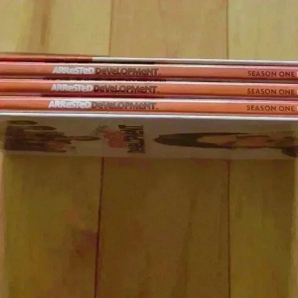 Arrested Development - Season 1 - Picture 3 of 3